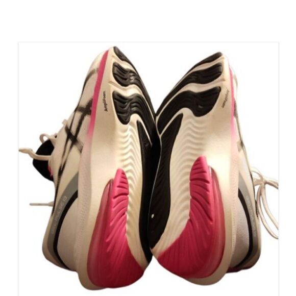 Asics Gel-pulse 13 Amplifoam(slightly discolored at top) - Picture 6 of 8